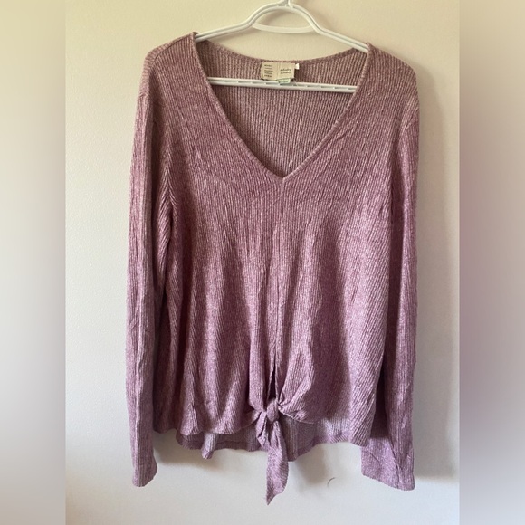 Anthropologie Sweaters - Anthropologie Saturday Sunday Ribbed V-Neck Tie Front Sweater L